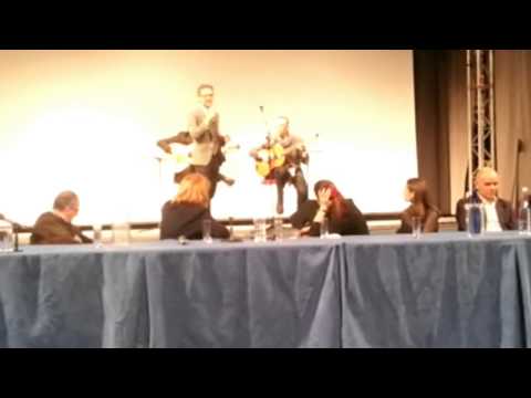 In compagnia di Beppe Fiorello le anticipazioni sulla nuova fiction di RaiUno su Domenico Modugno