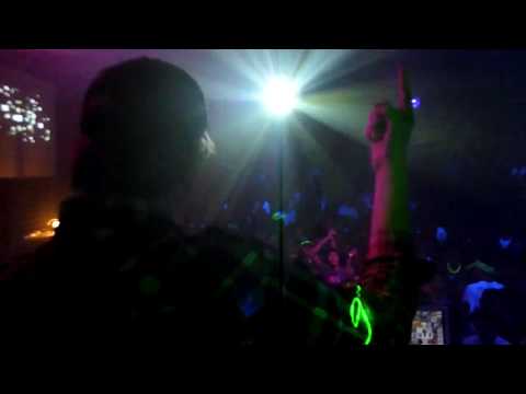 NEONIX-MAS w/ ETEPETETE & PONYBOMB