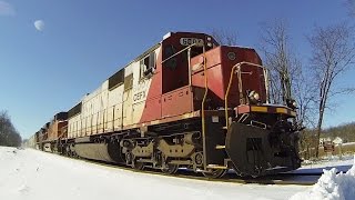 preview picture of video 'CEFX 6007 East - ex-SOO SD60 - Wide View on 1-12-2015'