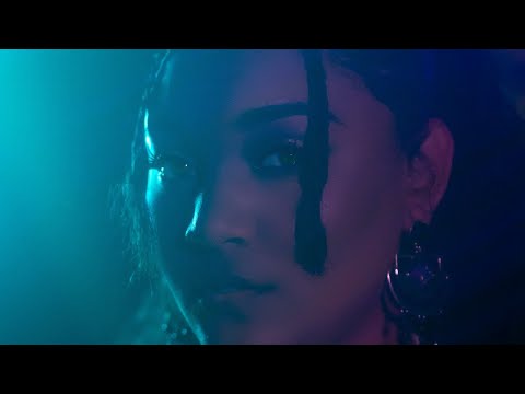 Sessions - Live - Arei Moon