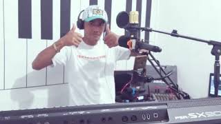 Download lagu Orang BANJAR YADI WIRANG (cover solo) LAGU MINANG RANTAU DEN PAJAUAH_IPANK mp3