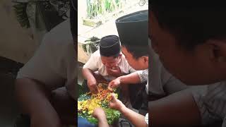 Download lagu Mangan ora mangan sing penting kumpul mp3
