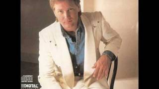Steve Wariner - In Love and Out of Danger