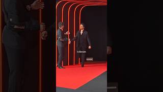 Download lagu Shahrukh Khan with Son Aryan Khan Snapped At City mp3 Download lagu Shahrukh Khan with Son Aryan Khan Snapped At City mp3