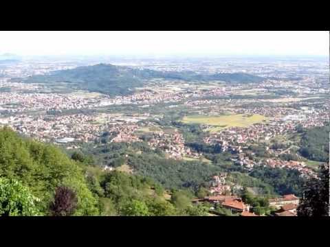 Vista panoramica sulla Lombardia da Roncola San Bernardo (BG)