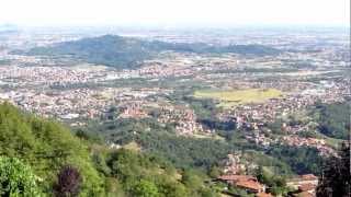 preview picture of video 'Vista panoramica sulla Lombardia da Roncola San Bernardo (BG)'