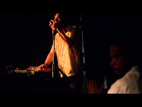 João Xavi, feat Biano Lima - Passe Ar (Live at Artistania - Berlin)