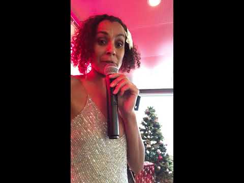 Alison David singing solo live jazz Brighton