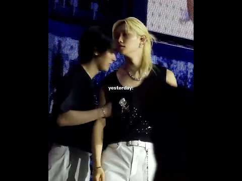 Felix’s slow reaction had me crying😭🤣 #felix #felixstraykids #leeknow #leeknowskz #straykids #skz