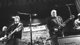 Los Lobos perform "Made to Break Your Heart" (Live on Sound Opinions)