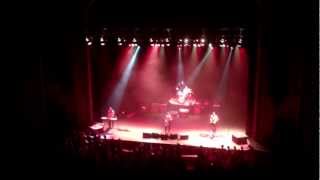 The Angel and the One [Live] - Weezer