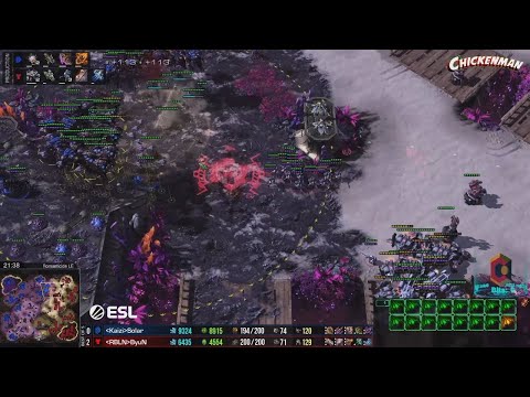 Solar Loses Entire Army... AGAIN [SC2 Highlights 2021]