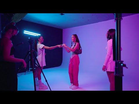 Elena Mesa - Desnúdame (Videoclip Oficial)