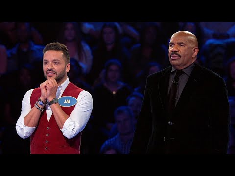 The Original 'Queer Eye' Cast Plays Fast Money for Charity - Celebrity Family Feud