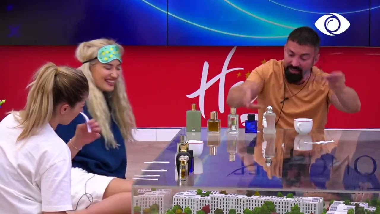 Banorët bëjnë prova për të memorizuar parfumet