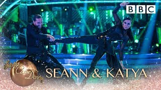 Seann Walsh &amp; Katya Jones Paso Doble to &#39;Matrix Theme&#39; - BBC Strictly 2018