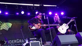 Les Claypool´s Duo De Twang  -  Staying alive(Bee Gees cover)