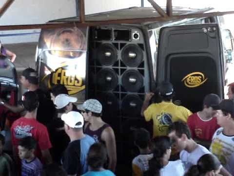 TENTATIVA DE RACHA: FIORINO DO MAL VS MASTER DA EROS.