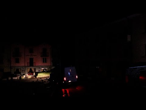 Serina spegne le luci di notte