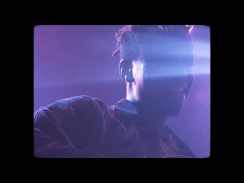 YellowStraps - Rose (backstage interlude)