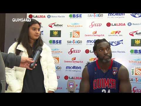 Torin Francis coferencia tras vencer a Instituto en el 3º  juego