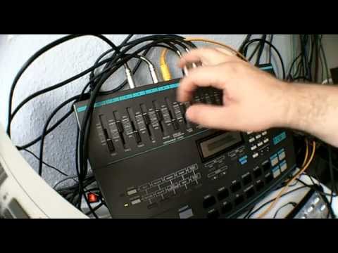 Dirtbox plays Steve Poindexter - Work That Motherfucker / Casio RZ-1 Live Jam