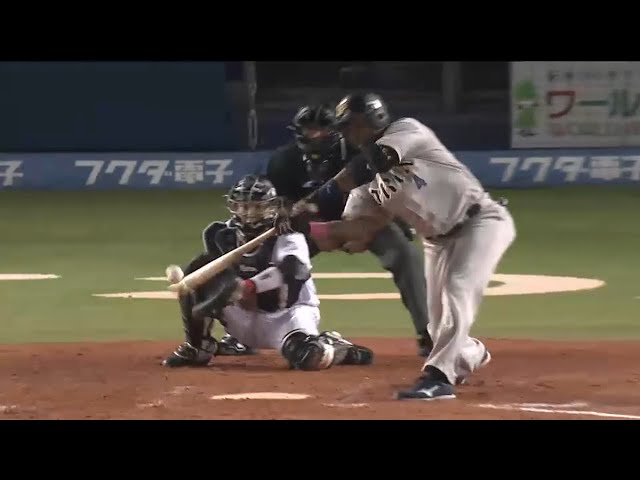 【8回裏】「このままでは終わらない!!」バファローズ代打・ヘルマンの追撃打 2015/9/11 M-Bs