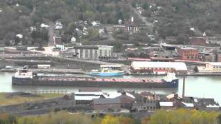 preview picture of video 'Algosoo Cruising by Michigan Tech and Houghton Michigan'