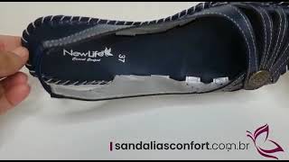 Vídeo de Sandália em Couro Botão Azul