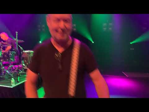 Lo-fi Rig Rundown - mine!. Fractal Audio FM9 - Fender Ultra Strat - JMB Burgersville