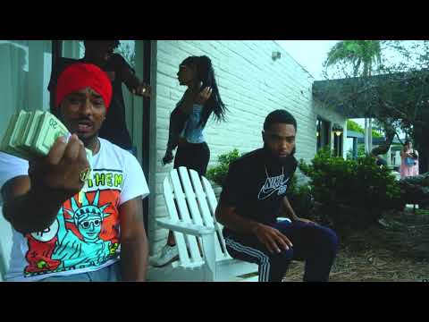Real Hunnits - Big Bag Ft. Semnamekeek (Official MUSIC VIDEO)