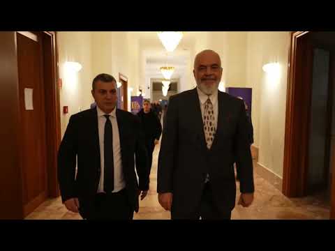 BILANCI I NJË SHEKULLI/Sejko:Jemi përballë sfidash.Sfidë,inovacioni digjital e largimi i popullsisë