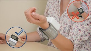 How to use a wrist blood pressure monitor by Paramed. Video instruction