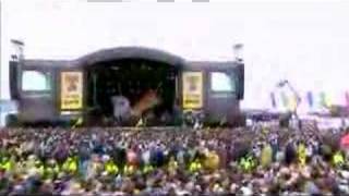 Lynsey wells live T in the park franz ferdinand