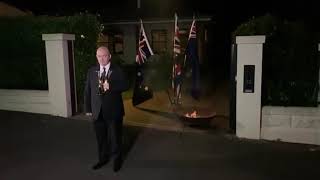 The Last Post - James Morrison AM (2020 ANZAC Day)