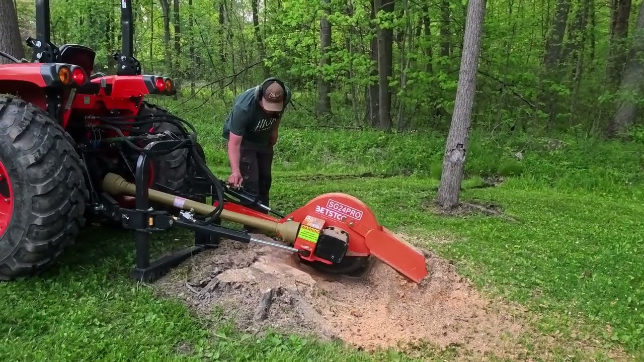 Betsco SG24 Pro 3pt Stump Grinder! Not What I Expected!