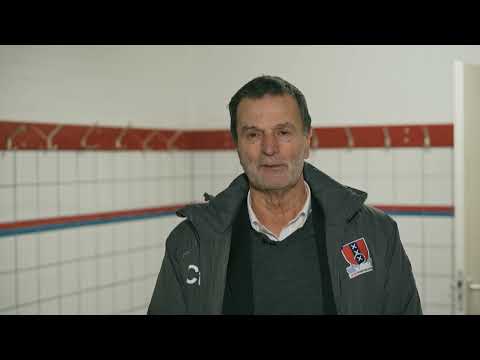 Voormalig RODA'23-trainer Cor ten Bosch gevolgd door Veronicaprogramma 'De Voetbaltrainer'