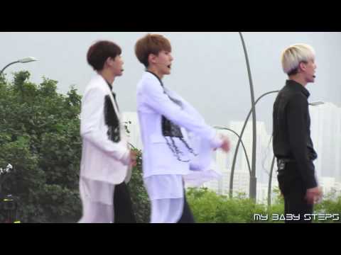 140701 EXO ChanYeol - Thunder @ Hong Kong Dome Festival