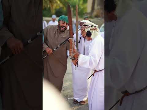 فن الرزحة في قرية فسح بوادي السحتن ولاية الرستاق ⁧‫ عيد الاضحي المبارك‬⁩