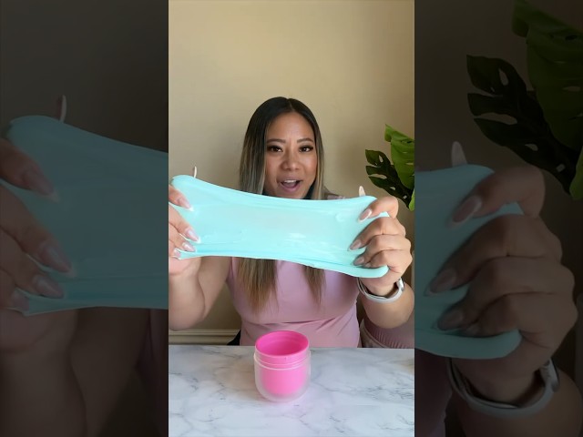 Vídeo relacionado con Pack Doble Exclusivo de GUI GUI; el Slime más Bonito jamás Visto, Creado por ti; añade Adornos y Brillo; Hay 2 slimes con Aromas Diferentes y 2 increíbles Texturas (Clear y Gloss)