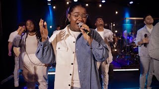 Peruche Adoração - Até Que o Senhor Venha / Labareda / Eu Navegarei / Aviva-Nos (Medley)