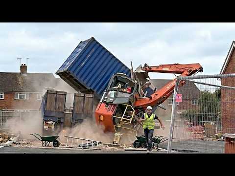 IDIOTS AT WORK: Construction Workers & Delivery Drivers FAILS