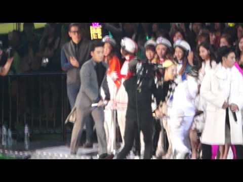 [Fancam] 131122 MAMA Mnet Asian Music awards --- GD & Seungri Focus