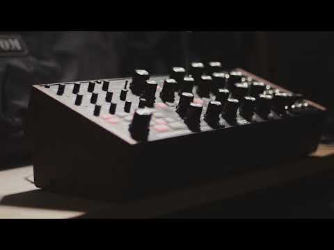 First Contact with the VERY INTRIGUING Moog Subharmonicon!