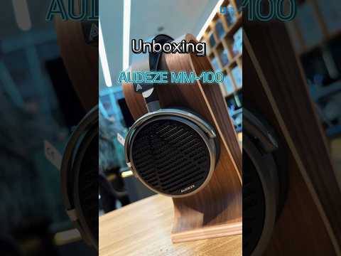 Mở hộp Tai nghe Audeze MM-100 (Dây rời | Connector 3.5mm | Jack cắm 6.3mm | Driver Planar Magnetic 90mm)