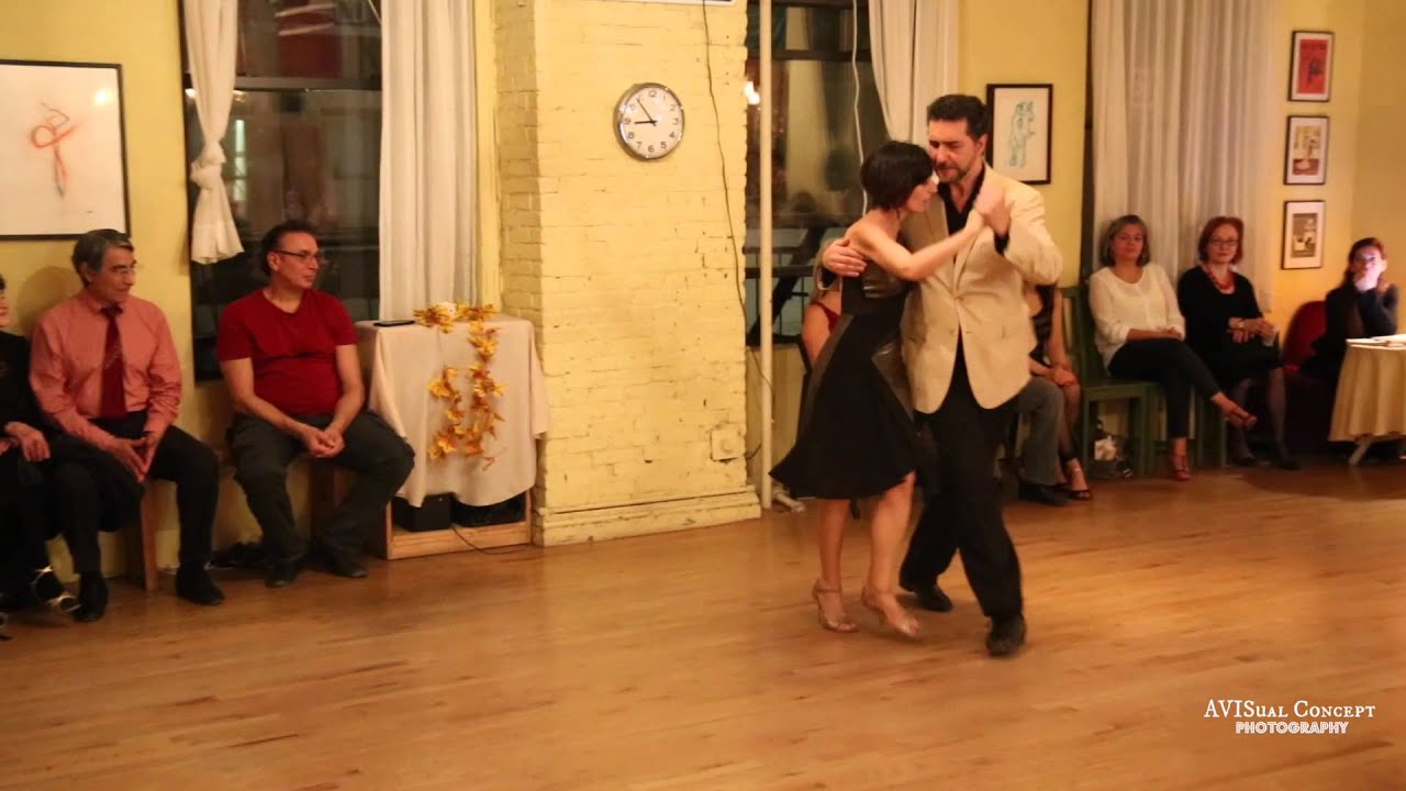 María Olivera y Gustavo Benzecry Sabá Milonga Domingo Tango Club, Nov  15, 2015