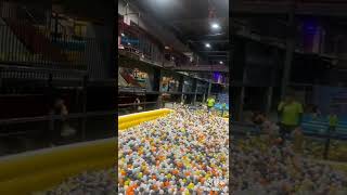 【Funny China】ちょいエロ?パンチラJUMP台