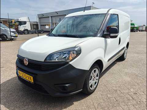 Fiat FIAT DOBLO' video miniatur