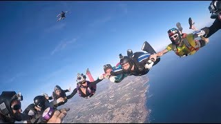 sauts parachutistes plage des Sables d'Olonne  Vendée Air Show 2019