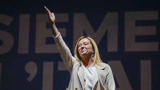 На выборах в Италии лидирует правоцентристская коалиция - экзитполы